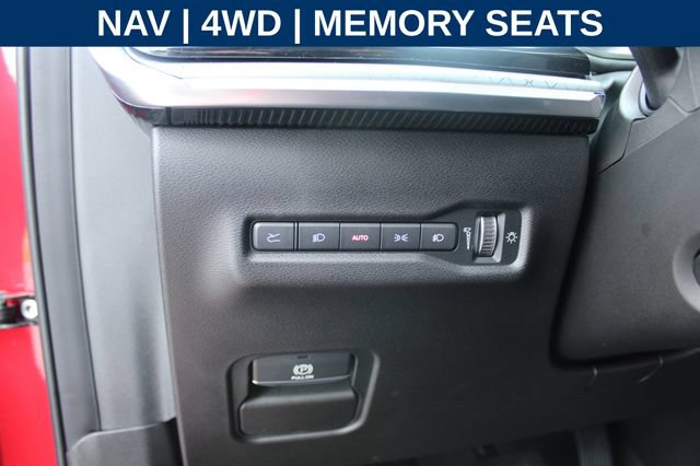 Used 2025 Jeep Wagoneer S Limited w/ Comfort Package AWD/4WD image 16
