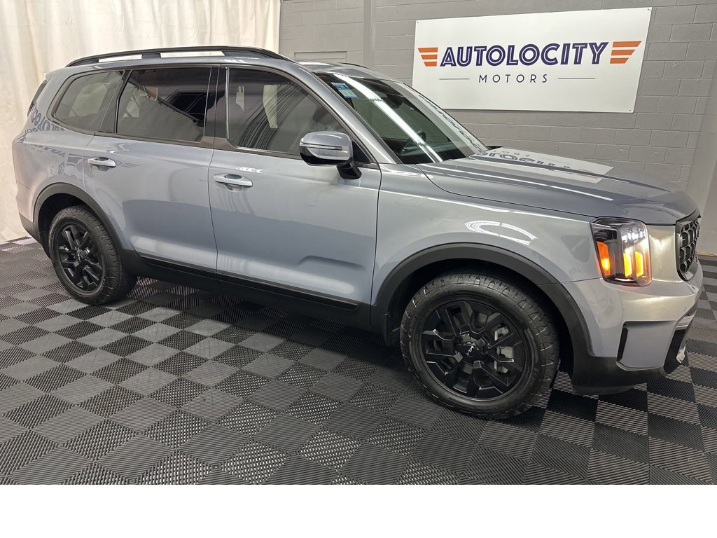 Used 2024 Kia Telluride SX Prestige X-Pro image 2