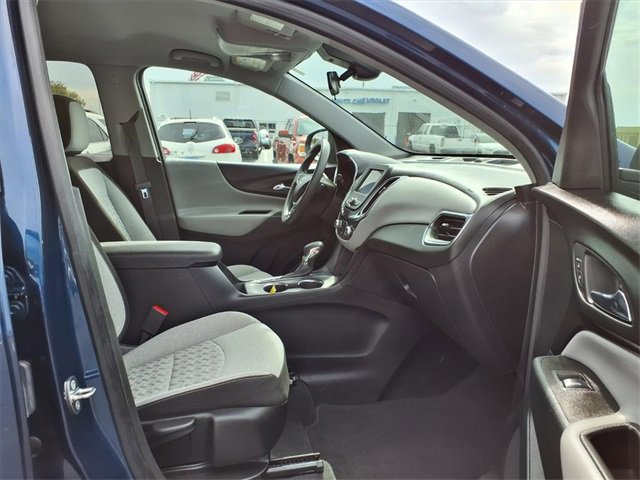 Used 2022 Chevrolet Equinox LS w/ LS Convenience Package image 22