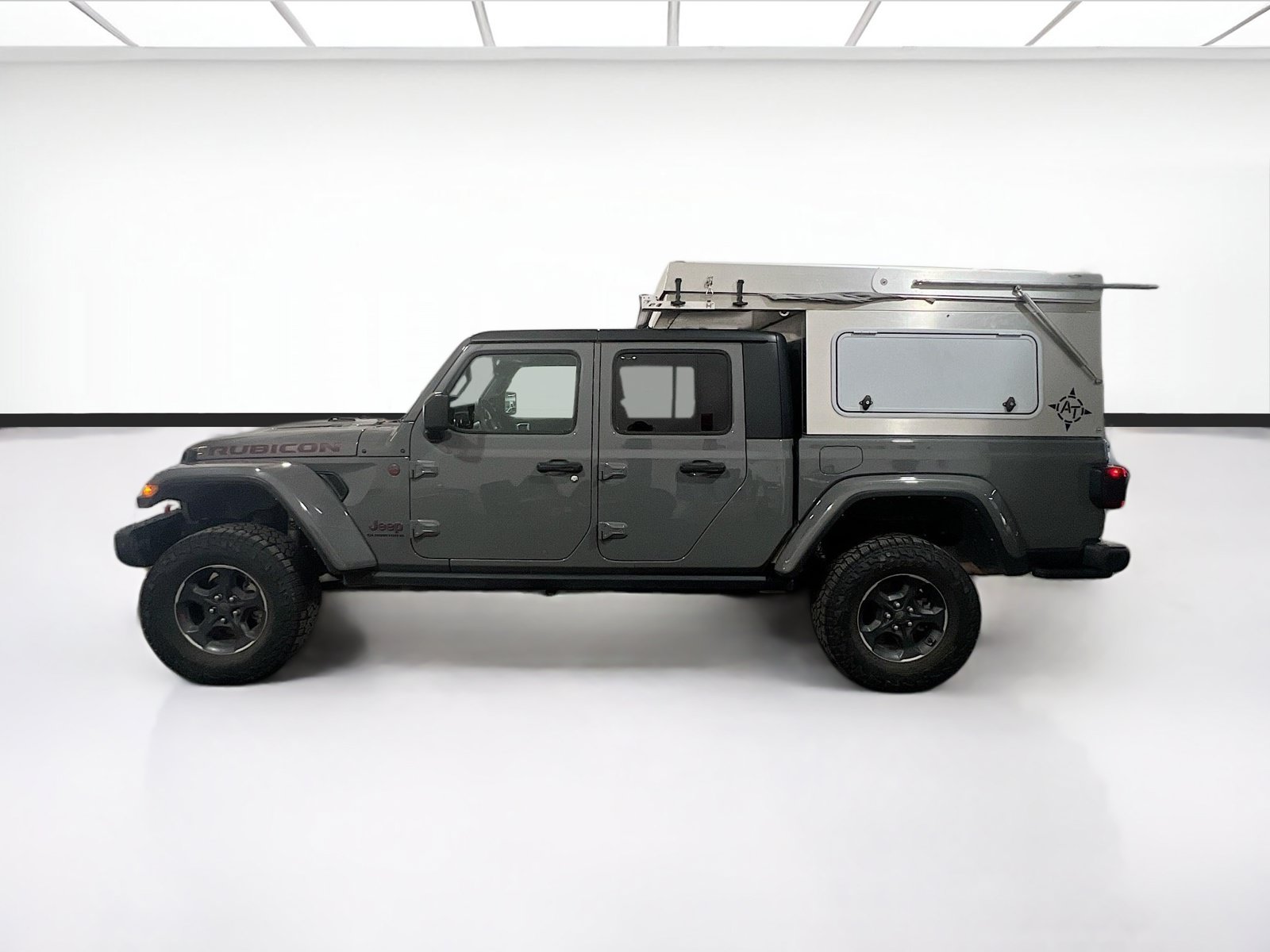 Used 2023 Jeep Gladiator Rubicon w/ LED Lighting Group AWD/4WD image 22
