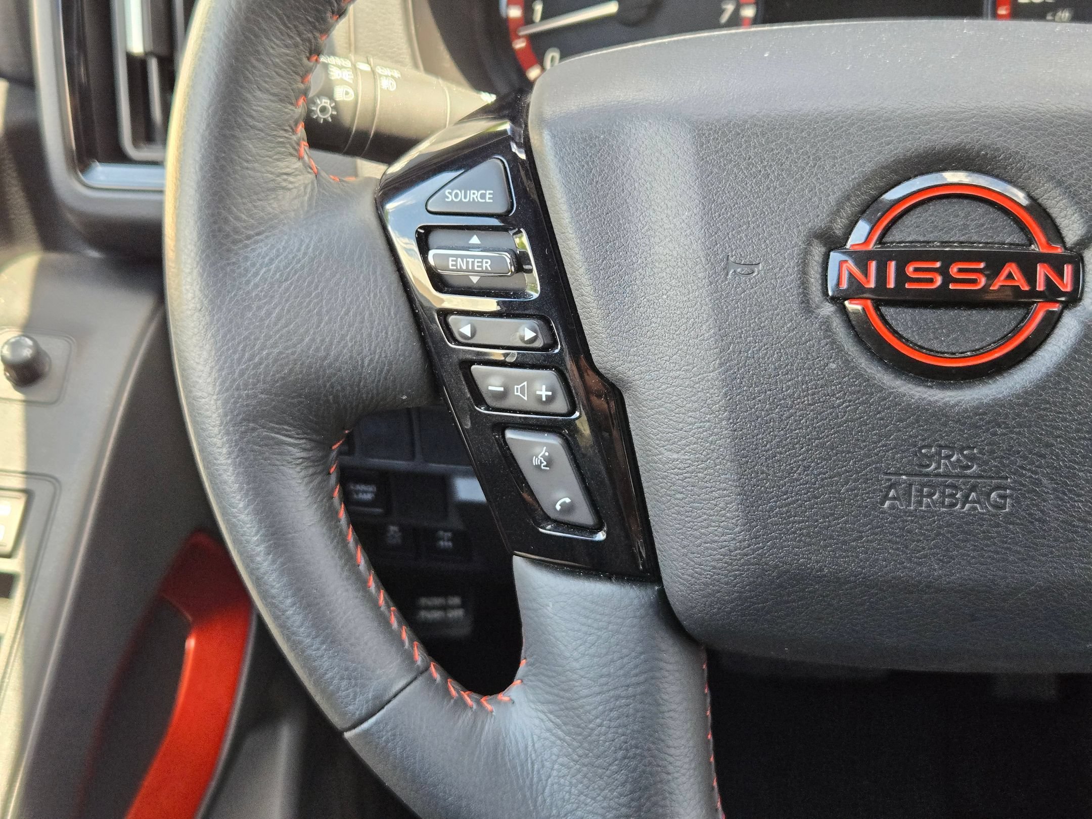 Used 2026 Nissan Frontier PRO-4X AWD/4WD image 21