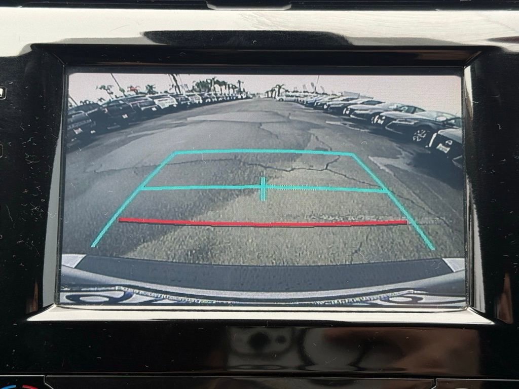 Used 2019 Toyota Camry SE image 29