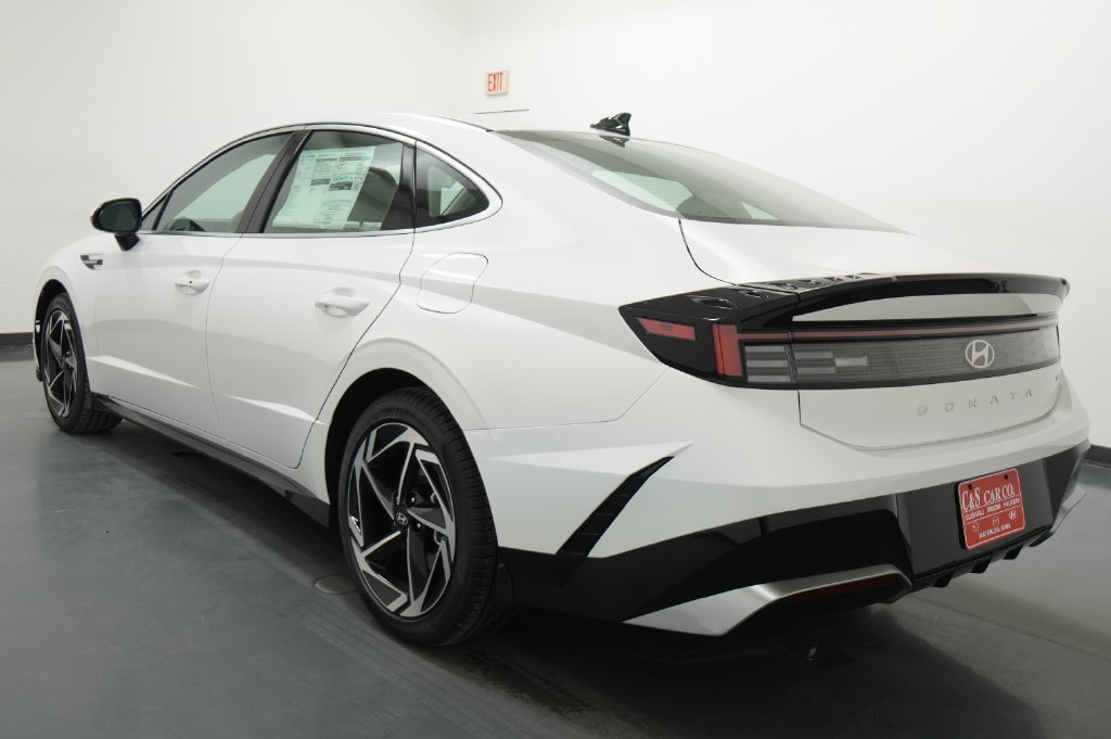 New 2026 Hyundai Sonata SEL AWD/4WD image 5