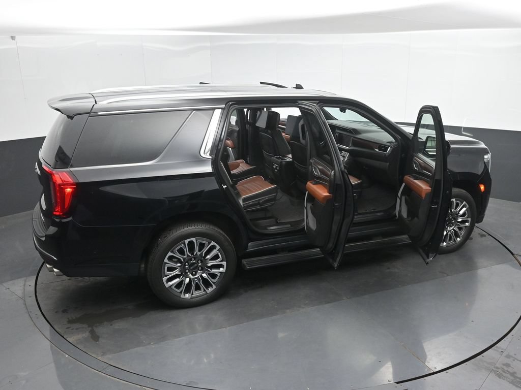 Used 2023 GMC Yukon Denali Ultimate w/ LPO, Floor Liner Package AWD/4WD image 51