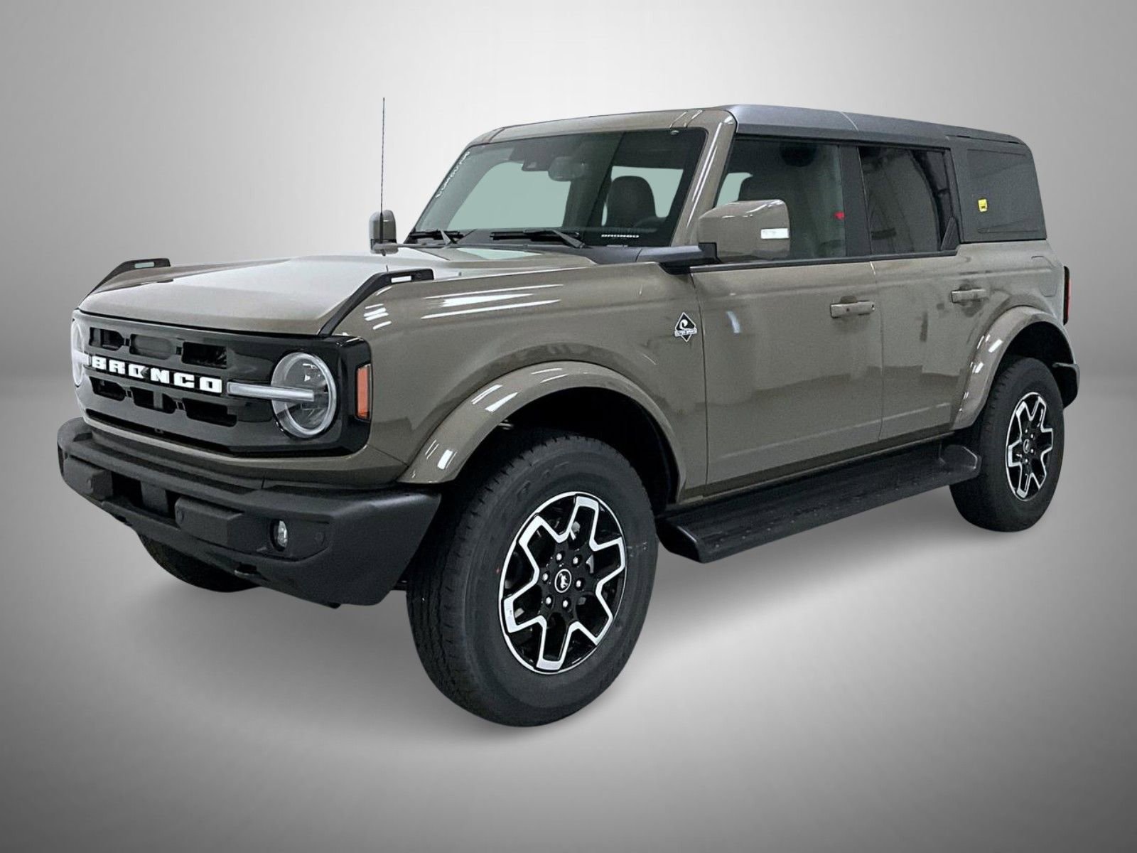 New 2025 Ford Bronco Outer Banks image 1