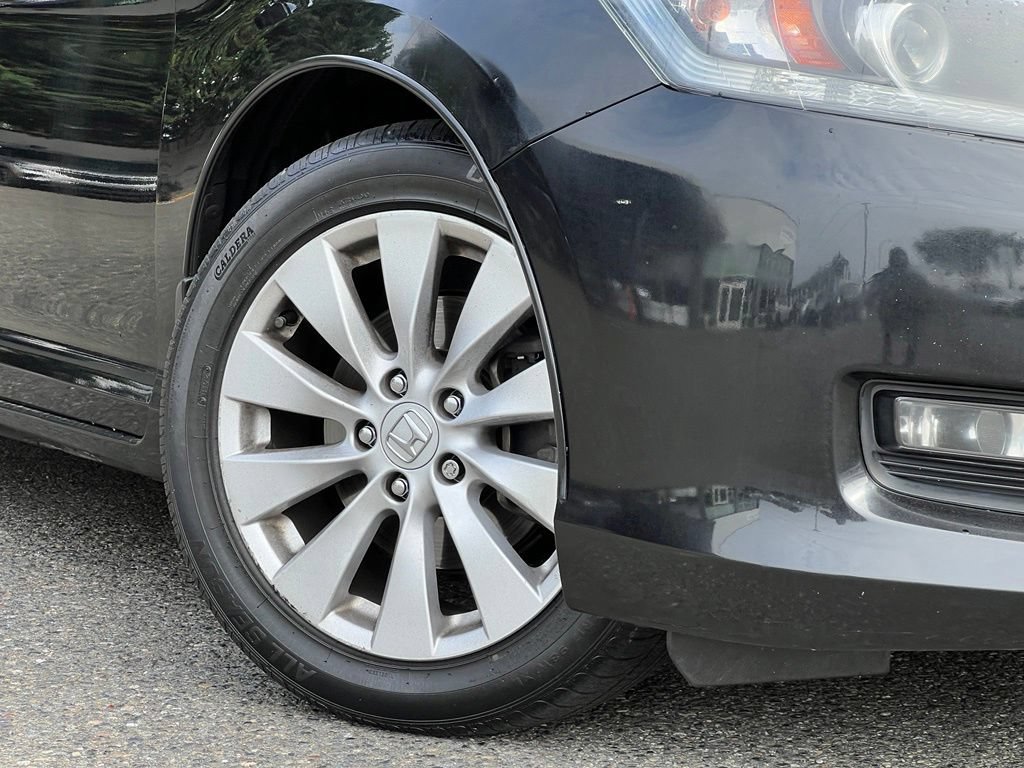 Used 2015 Honda Accord EX-L image 2