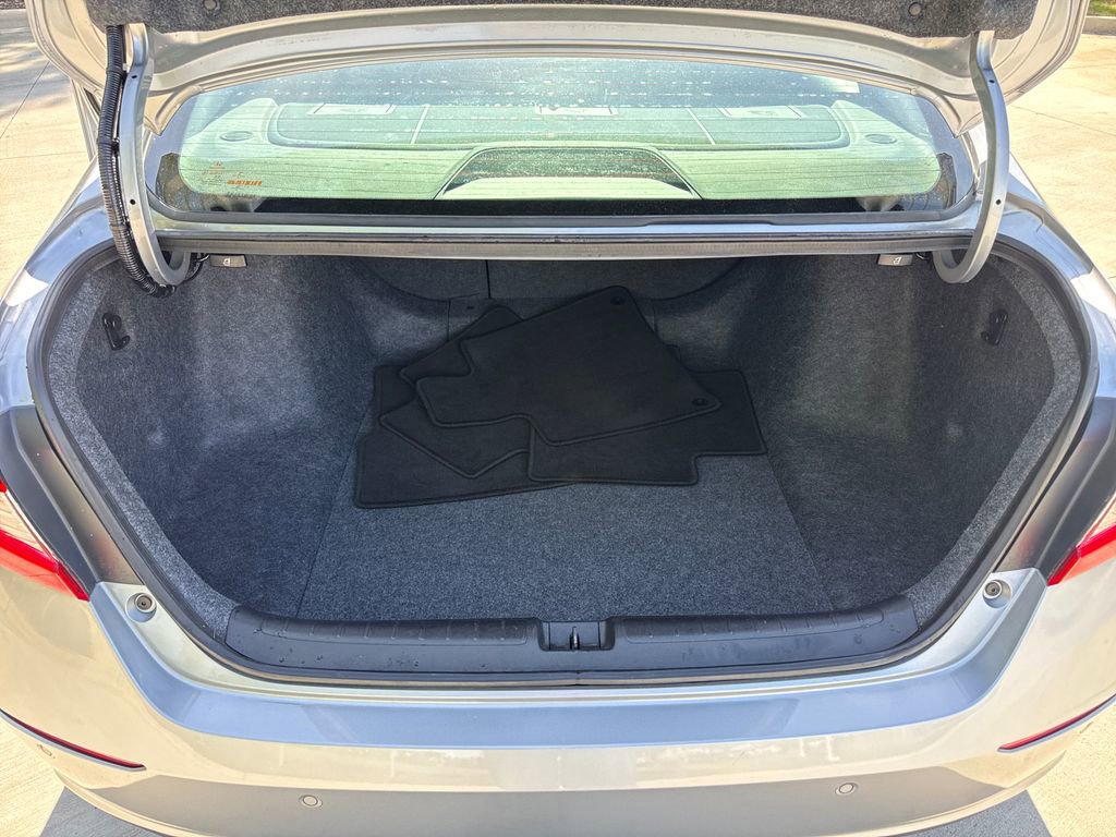 Used 2021 Honda Accord EX-L image 31