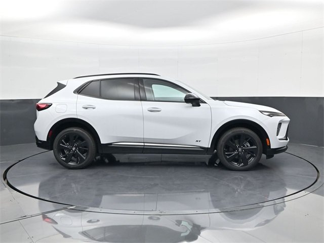 Used 2025 Buick Envision Sport Touring AWD/4WD image 4