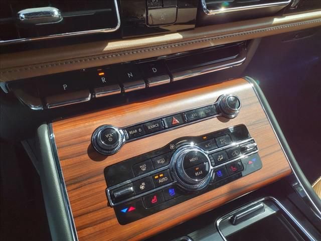 New 2024 Lincoln Aviator Reserve w/ Equipment Group 201A AWD/4WD image 13