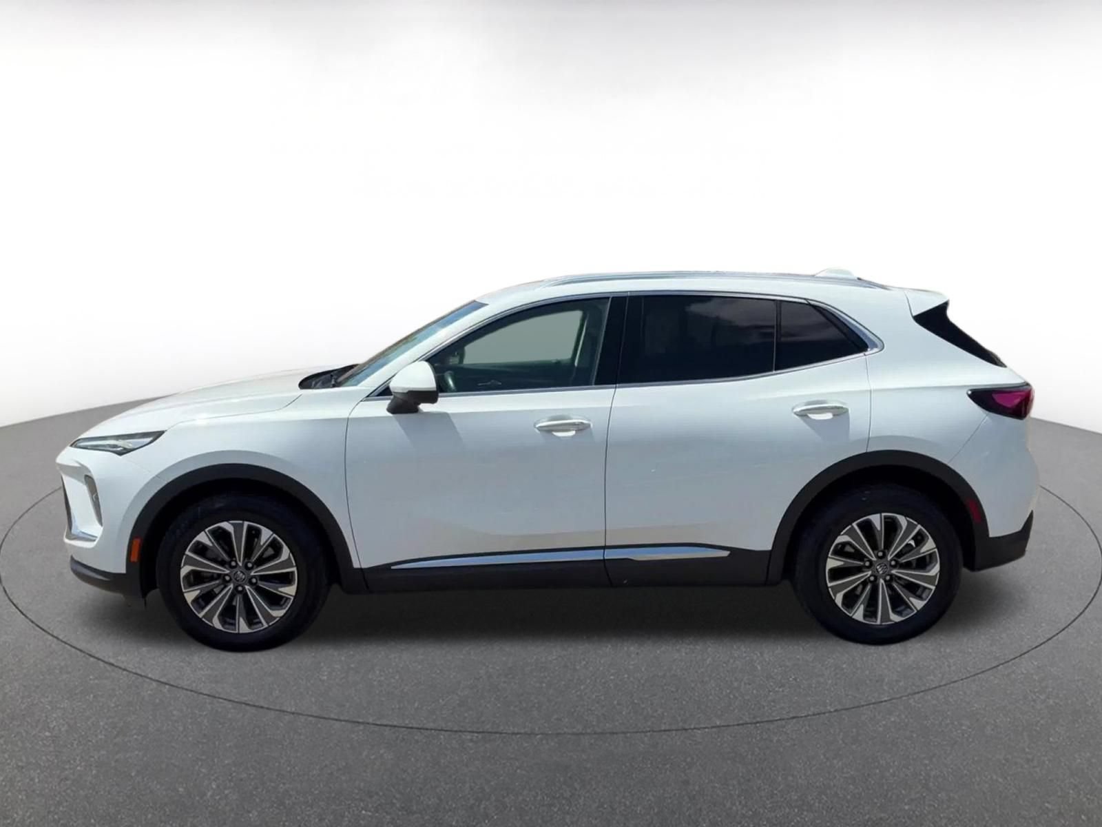 Used 2024 Buick Envision Preferred AWD/4WD image 7