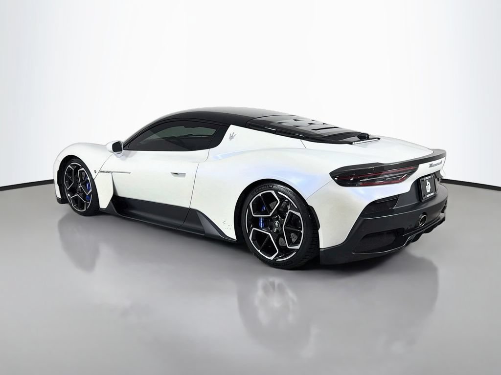 Used 2022 Maserati MC20 Coupe RWD image 7