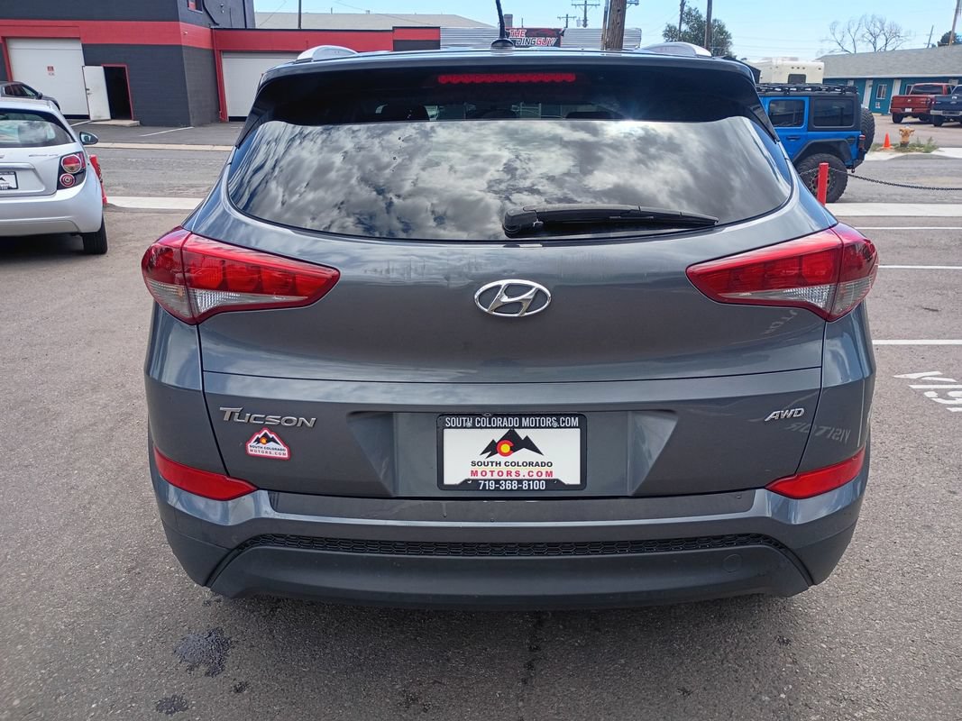 Used 2017 Hyundai Tucson SE w/ SE Popular Package 02 AWD/4WD image 6