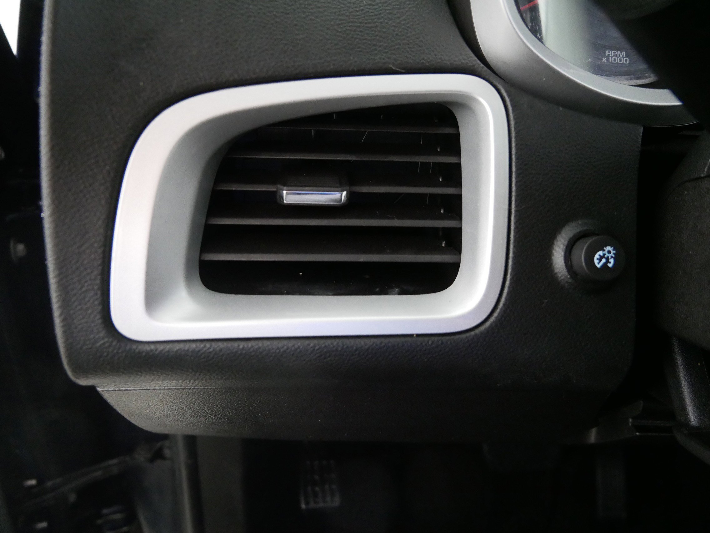 Used 2016 Chevrolet Equinox LT w/ Convenience Package image 26