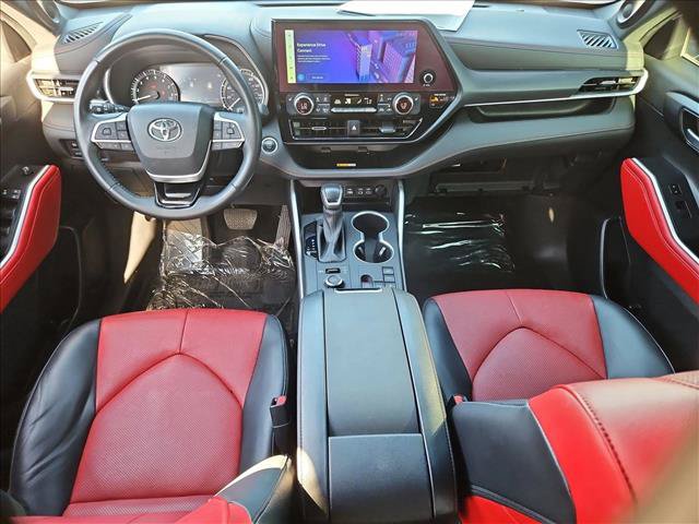 Used 2024 Toyota Highlander XSE AWD/4WD image 24