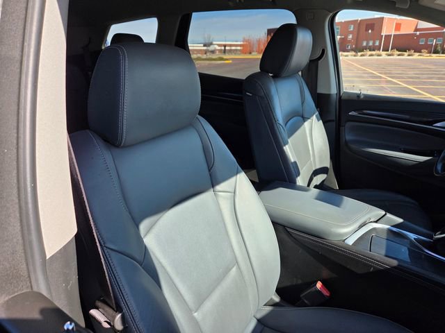 Used 2019 Buick Enclave Premium AWD/4WD image 35