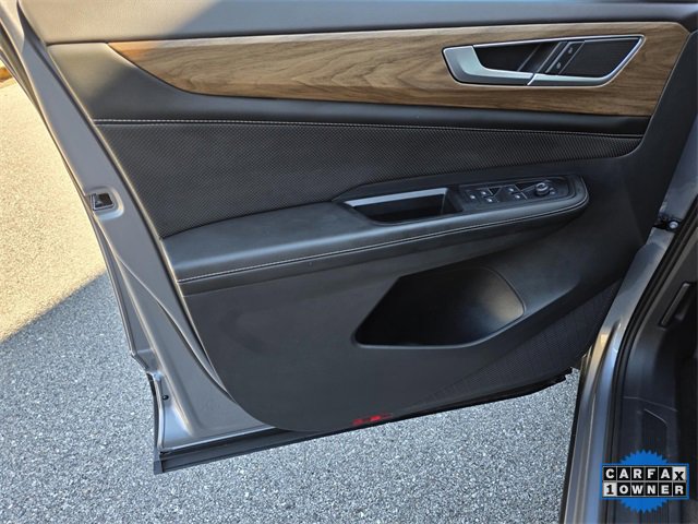 Used 2024 Volkswagen Atlas SE image 33