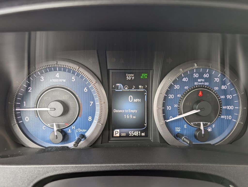 Used 2019 Toyota Sienna XLE w/ XLE Navigation Package AWD/4WD image 32