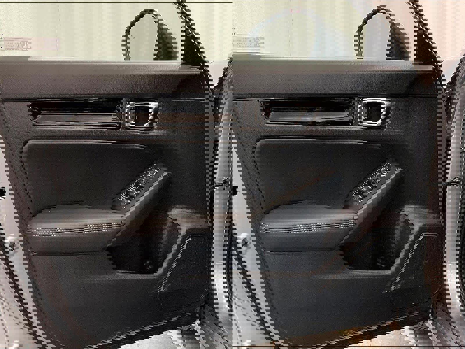 Used 2023 Honda Civic EX-L image 9