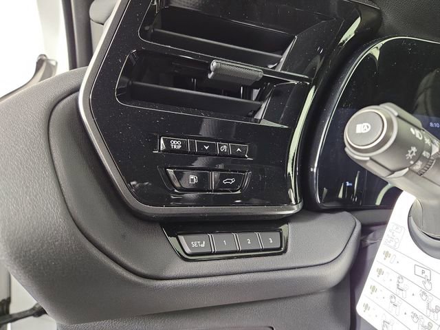 New 2026 Lexus TX 500h AWD image 28