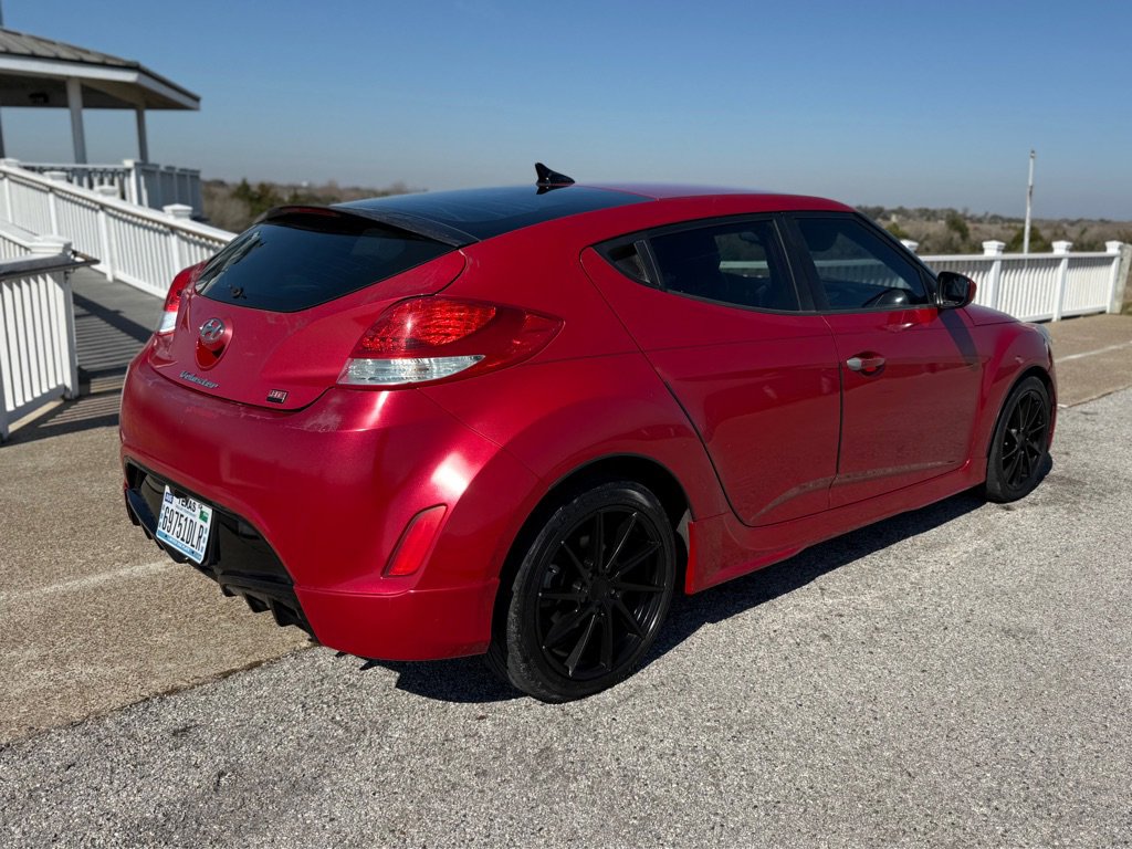 Used 2013 Hyundai Veloster RE:MIX Edition image 5