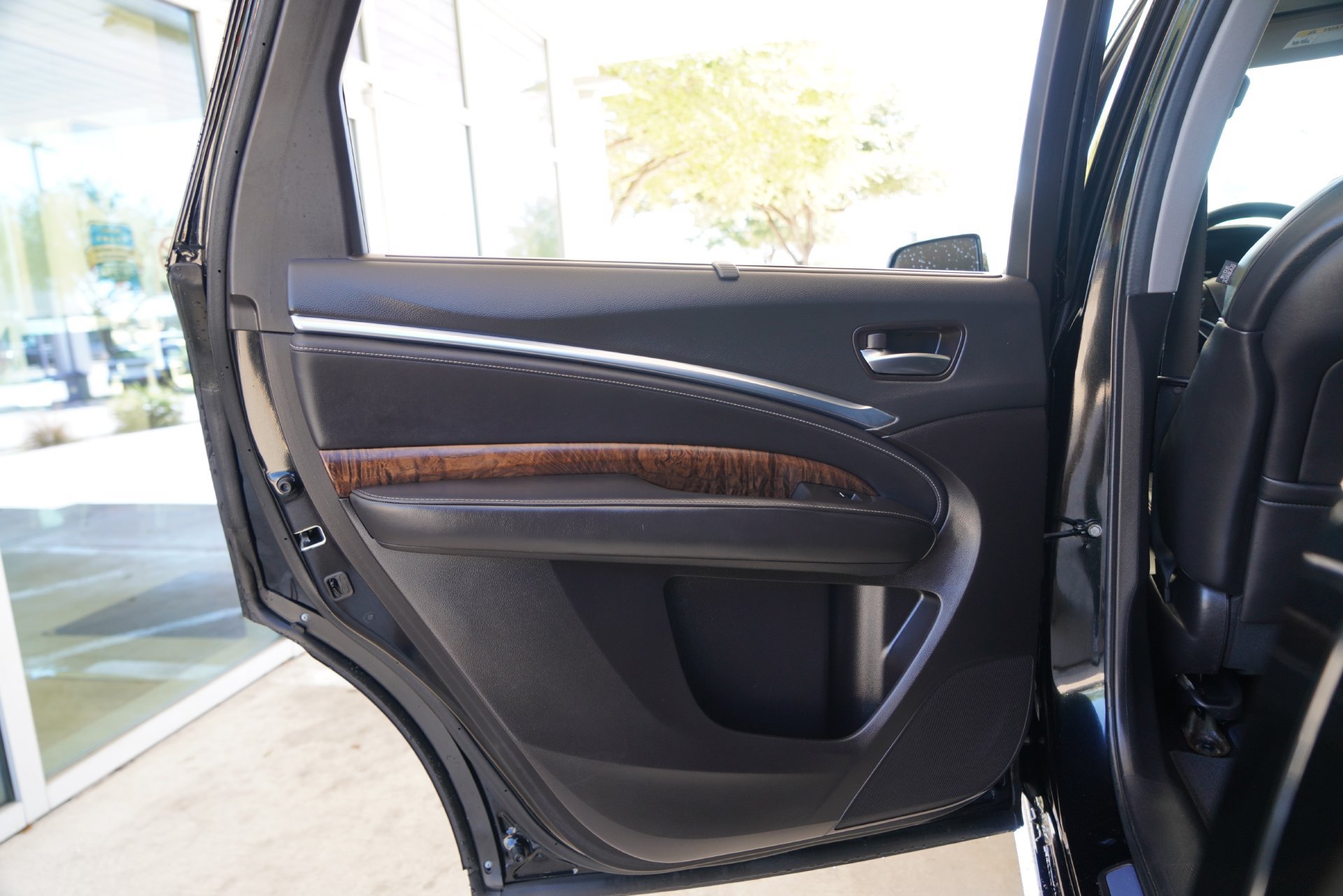 Used 2020 Acura MDX w/ Advance Package FWD image 32