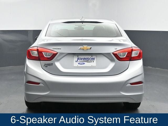 Used 2018 Chevrolet Cruze LT w/ Convenience Package image 10