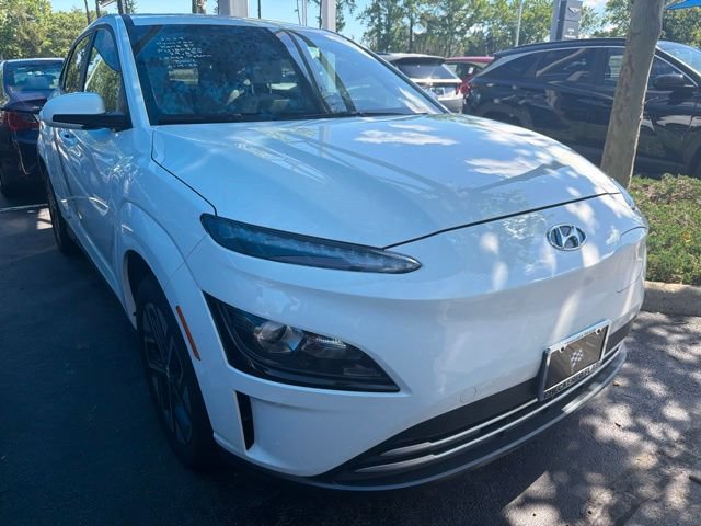 Used 2023 Hyundai Kona SE FWD image 1