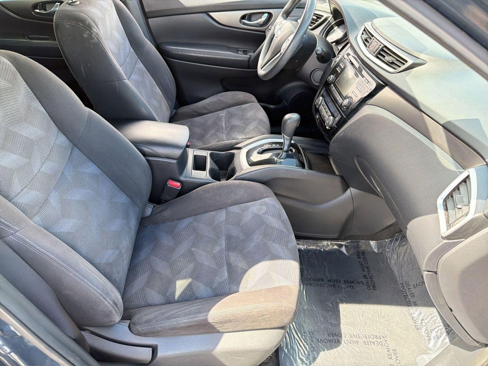 Used 2015 Nissan Rogue SV image 29