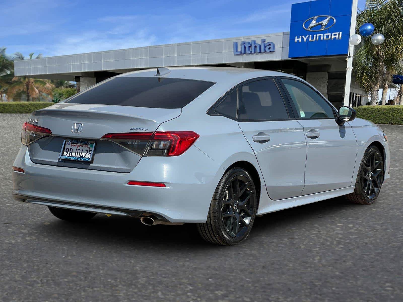 Used 2022 Honda Civic Sport image 3
