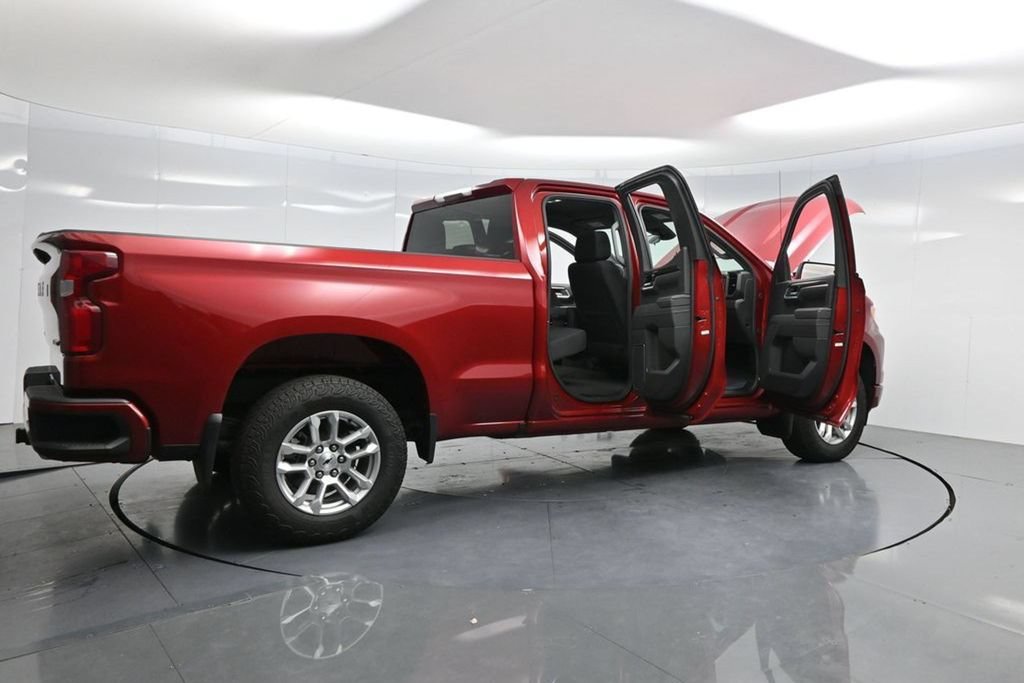 Used 2025 Chevrolet Silverado 1500 RST w/ Z71 Off-Road Package AWD/4WD image 4