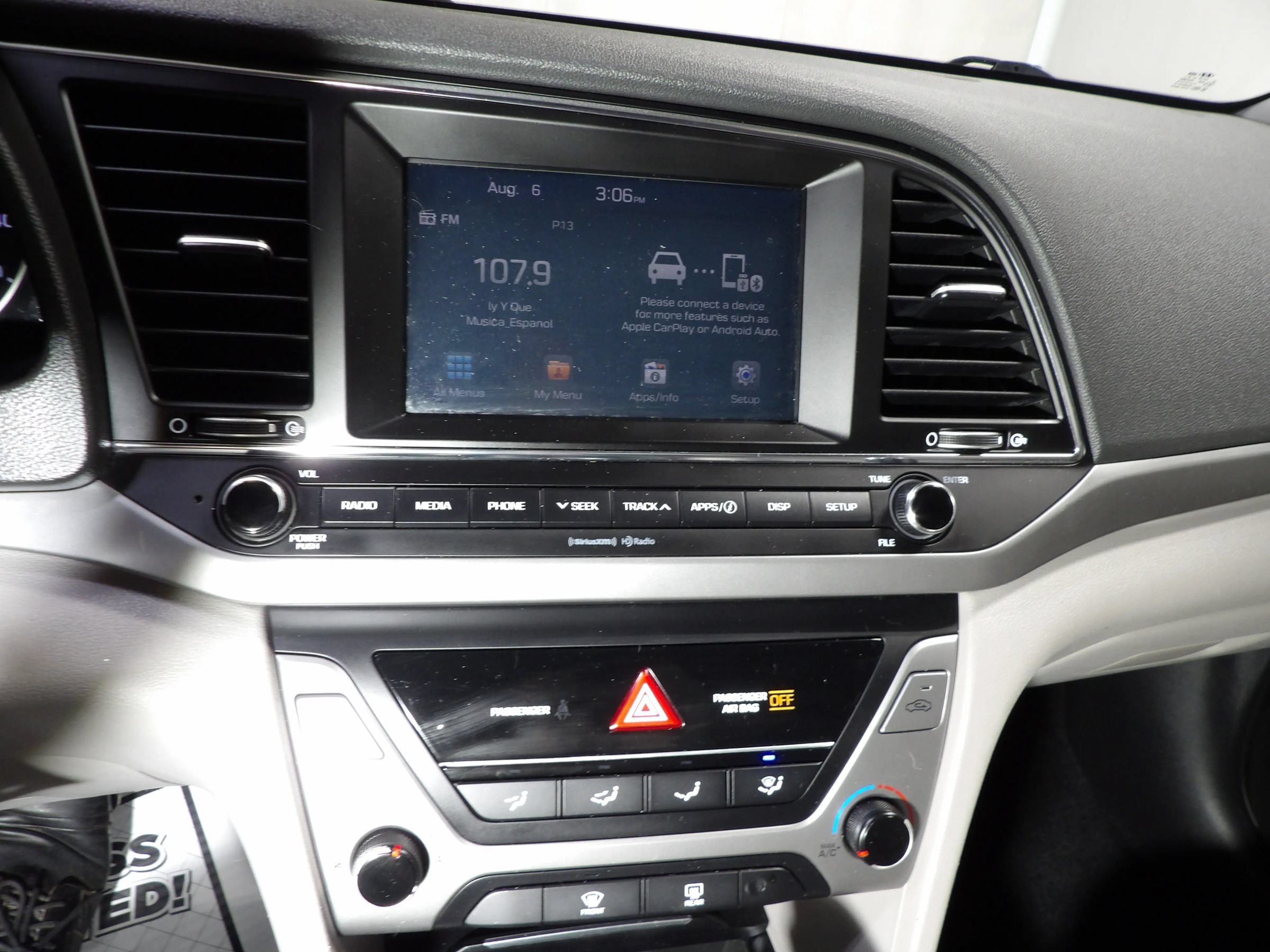 Used 2017 Hyundai Elantra SE FWD image 12