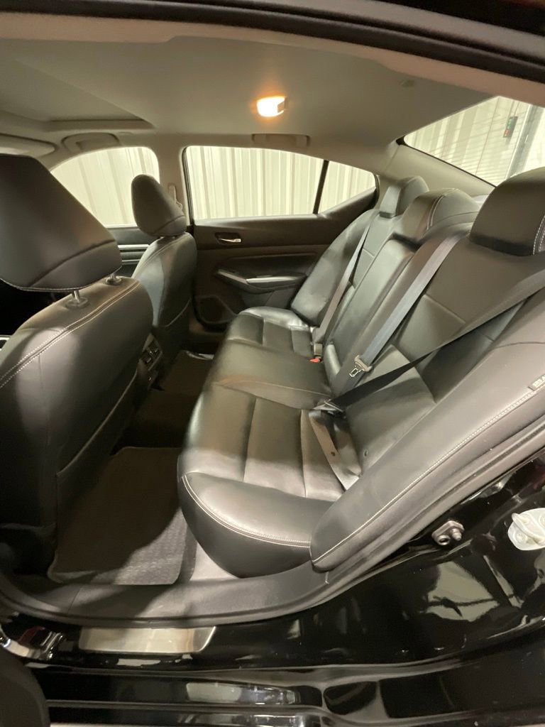 Used 2019 Nissan Altima 2.0 Edition One FWD image 12