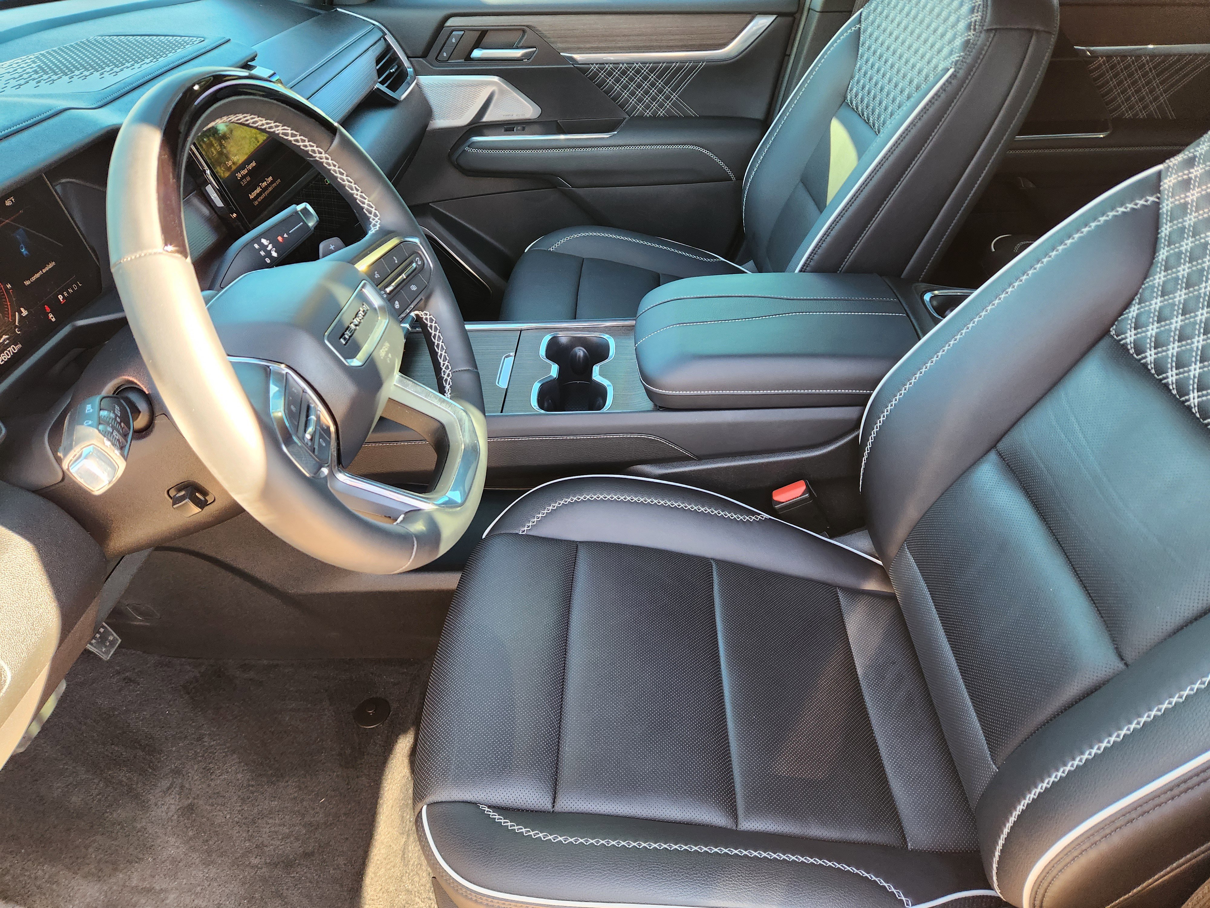 Used 2024 GMC Acadia Denali w/ Super Cruise Package image 15