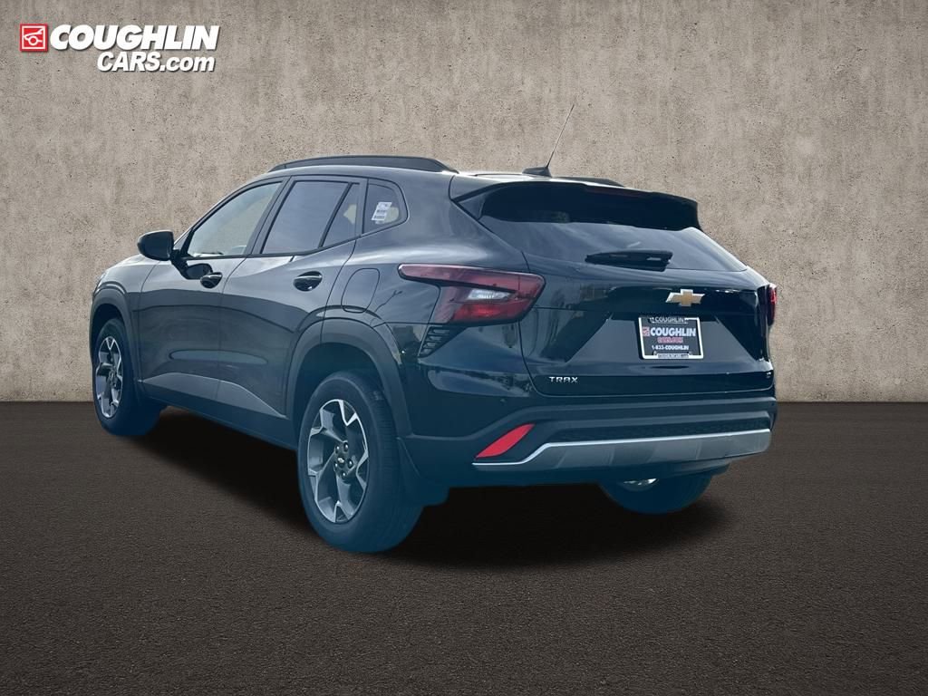 New 2026 Chevrolet Trax LT w/ Driver Confidence Package FWD image 6
