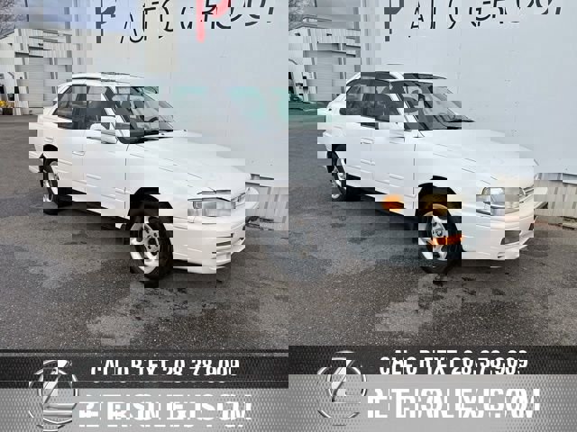 Used 1996 Toyota Camry LE image 1