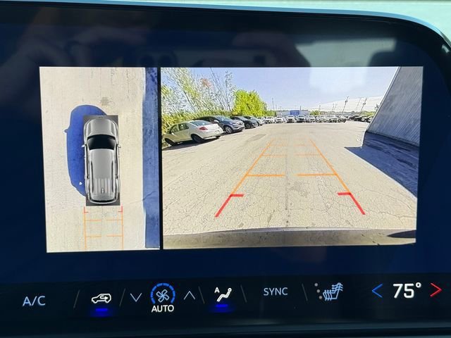 New 2026 Chevrolet Traverse LT w/ Driver Confidence Package image 37