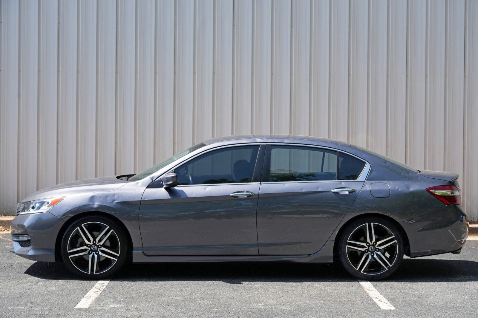 Used 2017 Honda Accord Sport image 42