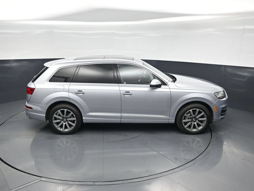 Used 2017 Audi Q7 3.0T Premium Plus w/ Premium Plus Package AWD/4WD image 43
