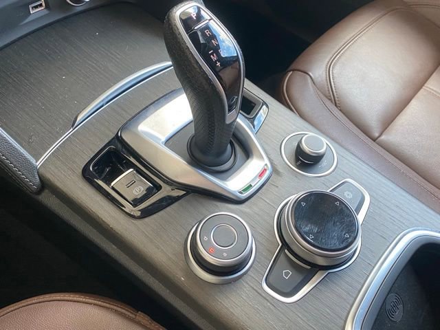 Used 2022 Alfa Romeo Stelvio Ti w/ Active Assist Plus Package image 24