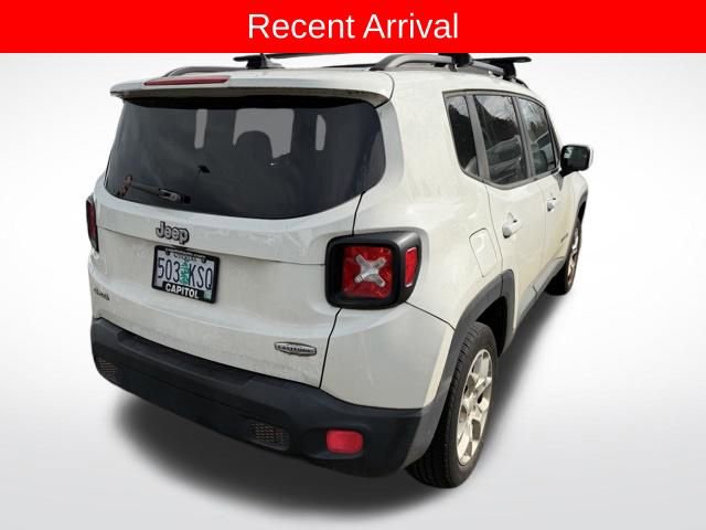 Used 2016 Jeep Renegade Latitude image 3