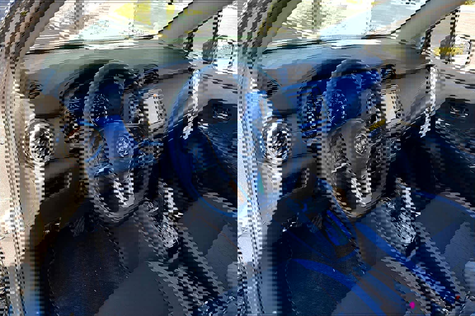 New 2025 Nissan Versa SV w/ Trunk Package image 8