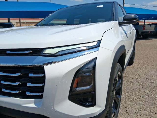 New 2026 Chevrolet Equinox LT w/ Safety and Technology Package FWD image 3