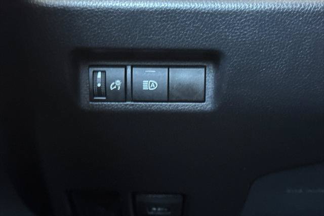 Certified 2021 Toyota RAV4 XLE AWD/4WD image 30