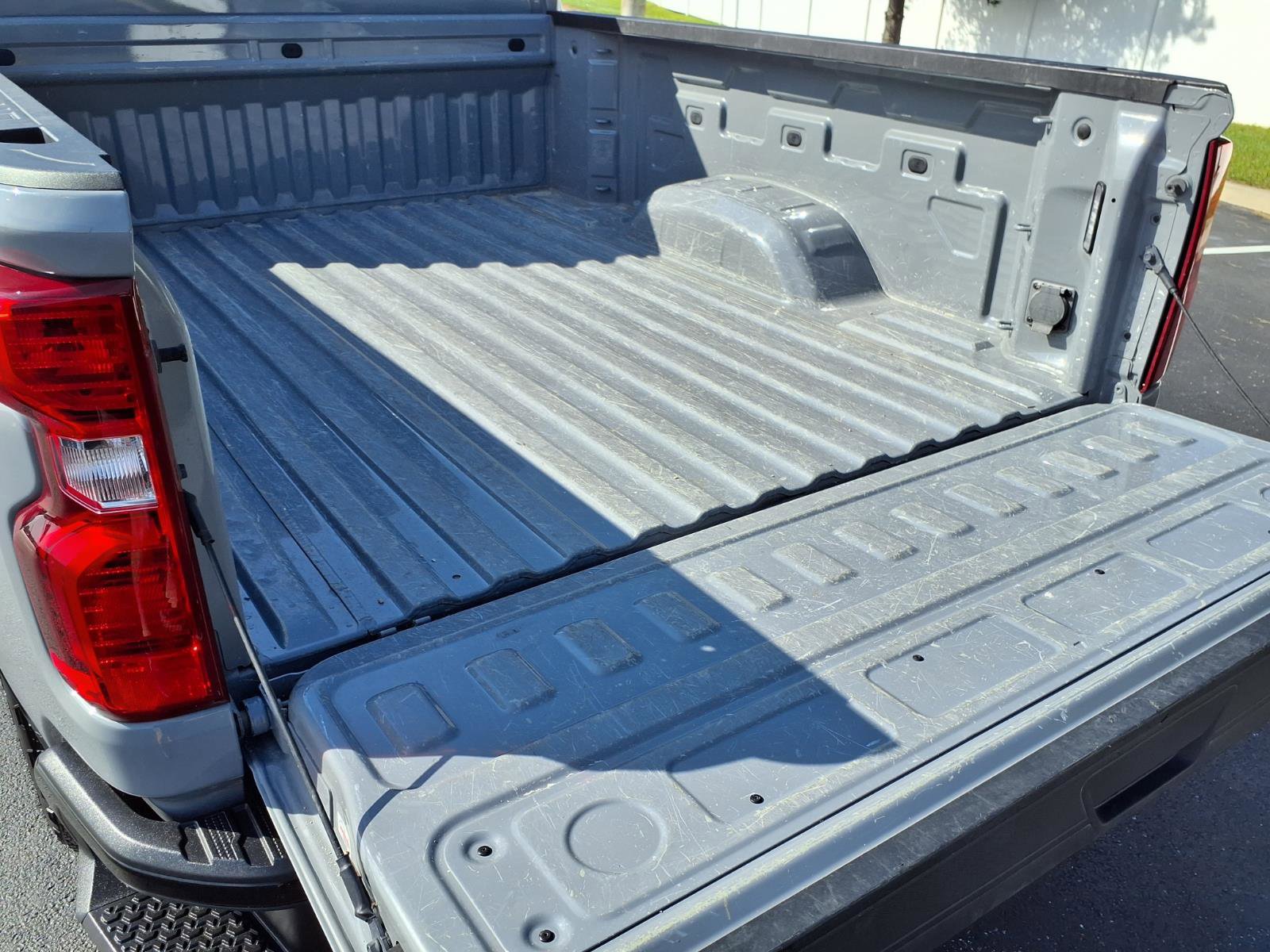 Used 2024 Chevrolet Silverado 2500 Custom w/ Custom Convenience Package image 29
