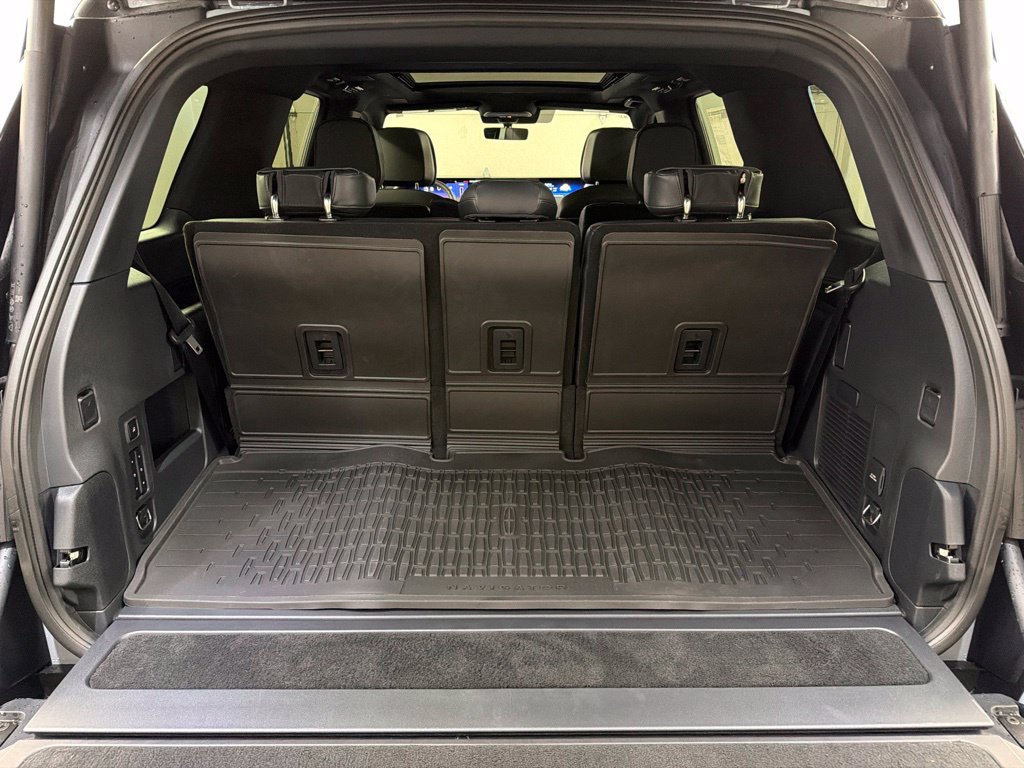 Used 2027 Lincoln Navigator Reserve w/ Jet Appearance Package AWD/4WD image 43