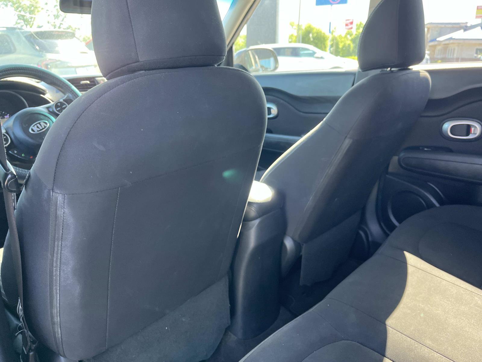 Used 2017 Kia Soul FWD image 18