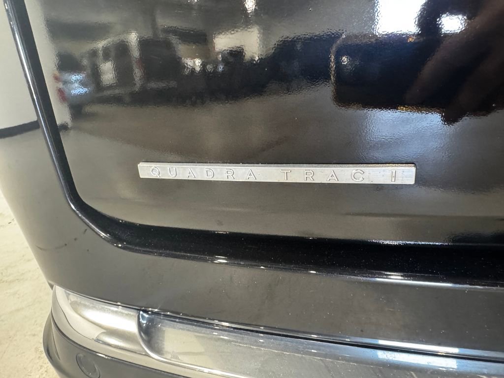 Used 2022 Jeep Wagoneer Series II AWD/4WD image 32