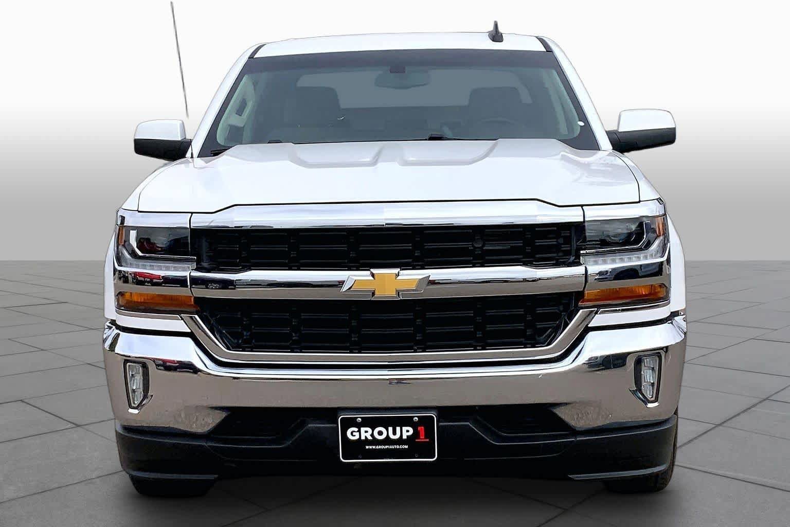 Used 2018 Chevrolet Silverado 1500 LT w/ Texas Edition RWD image 4