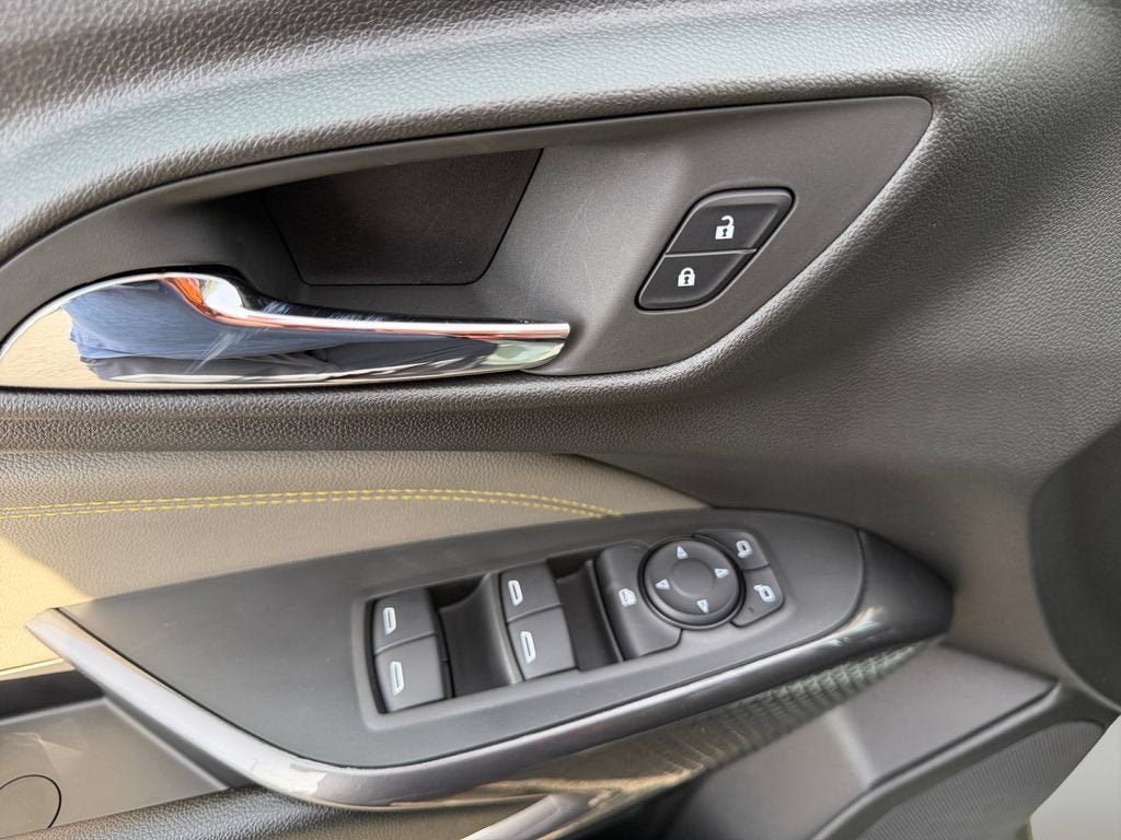 New 2026 Chevrolet Trax ACTIV w/ Driver Confidence Package FWD image 21