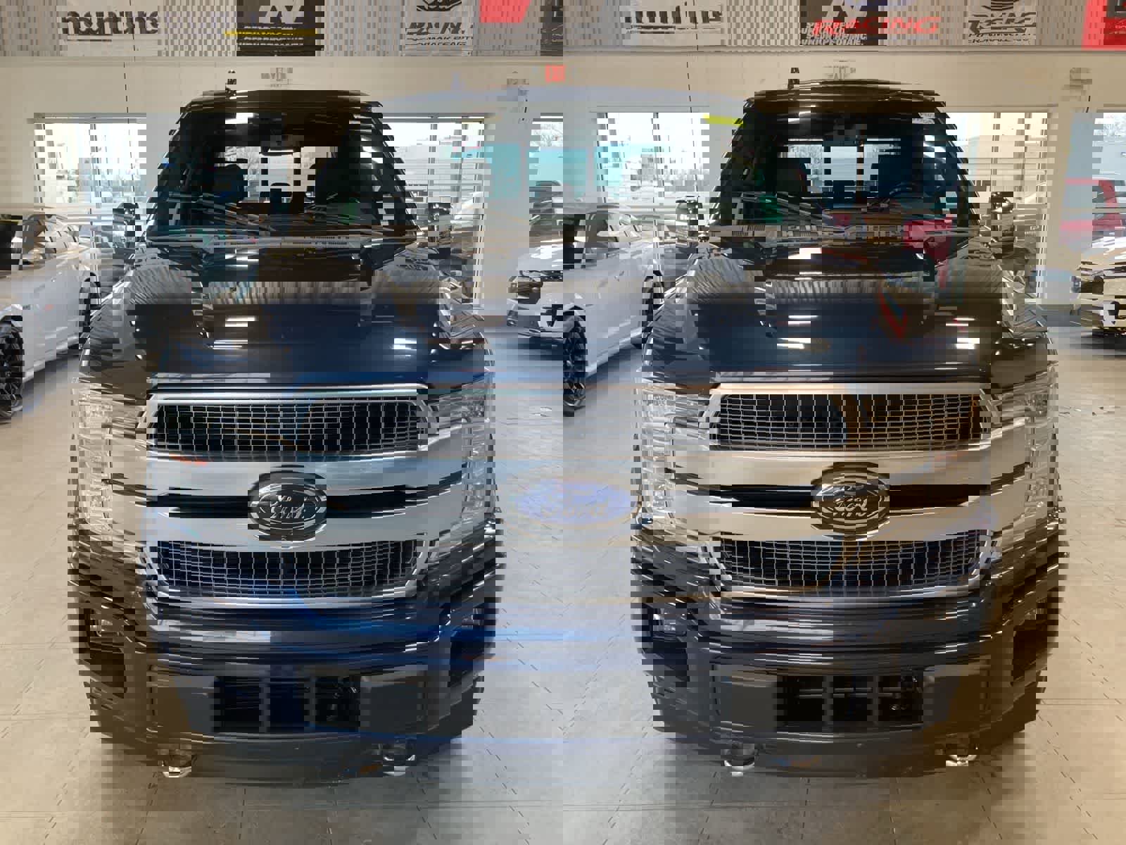 Used 2019 Ford F150 Platinum w/ Technology Package image 2